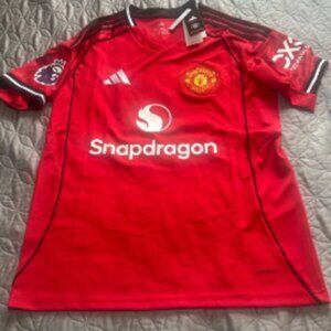 Manchester United 2025/2026 Home Jersey – B. Fernandes #8